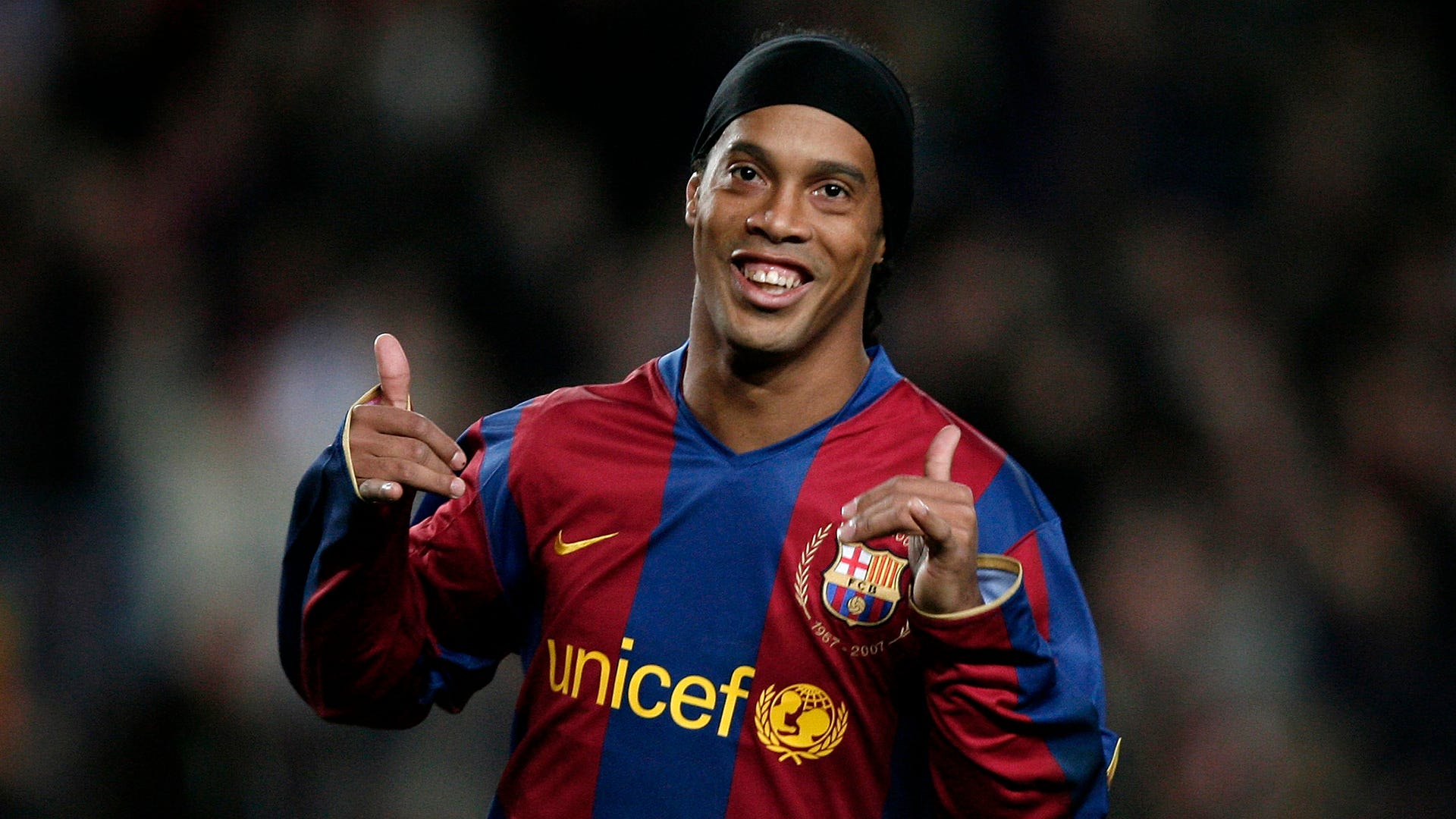 Barcelona to announce Ronaldinho as its new ambassador